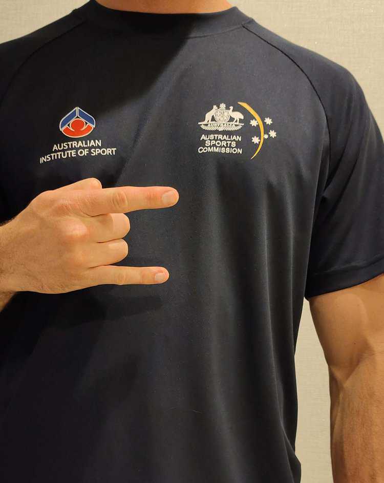 Volleyball Setter Hand Signals Explained (With Pictures)